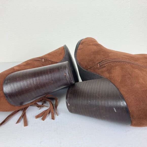 Carlos Santana Size 8.5 Brown Suede Zip Up Heeled Ankle Bootie Fringe Western - Picture 5 of 9
